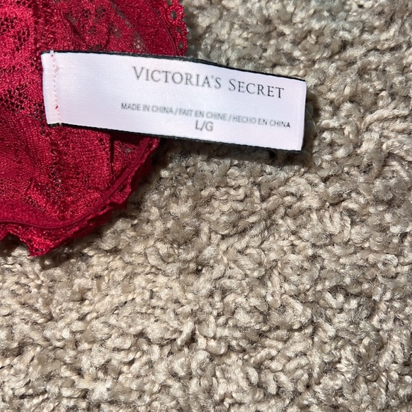 Victoria’s Secret bralette. NWOT - Picture 3 of 3